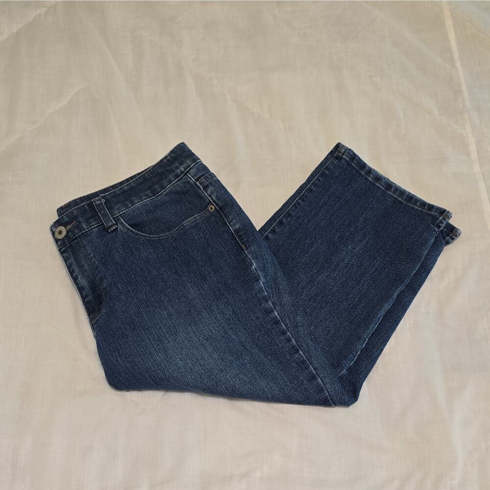 Christopher & Banks Women's 8 Modern Fit Blue Stretch Denim Capris Button Zip